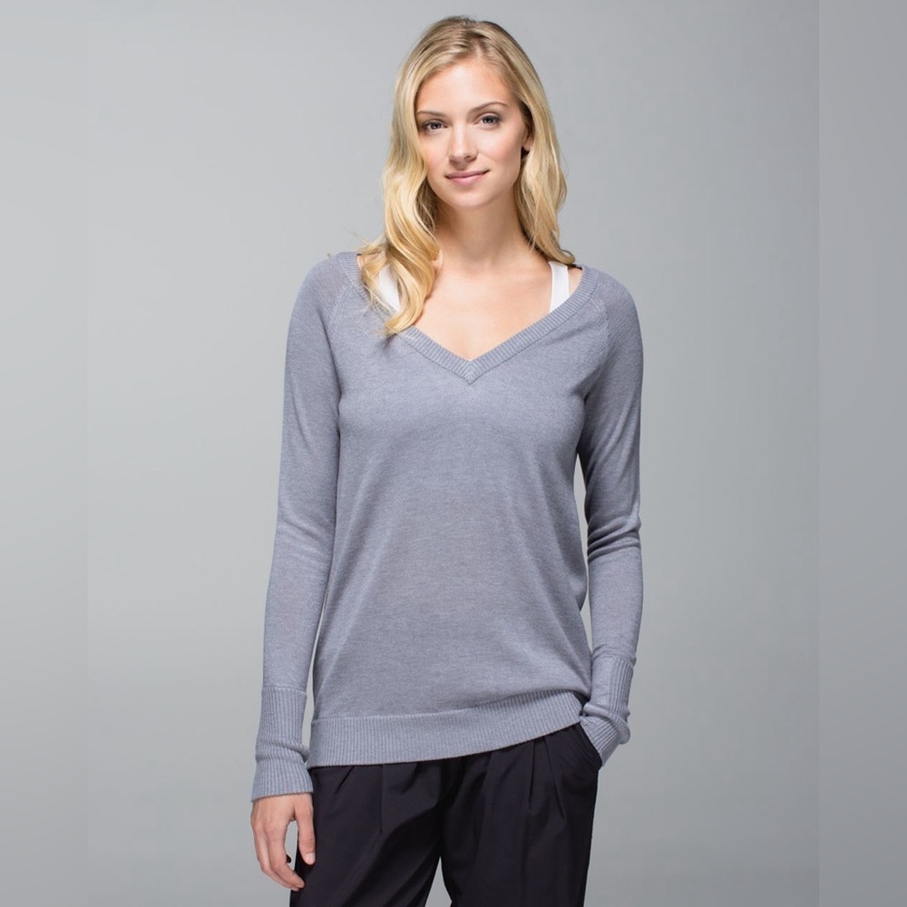 LULULEMON | Unity pullover | size 6 - Picture 2 of 6